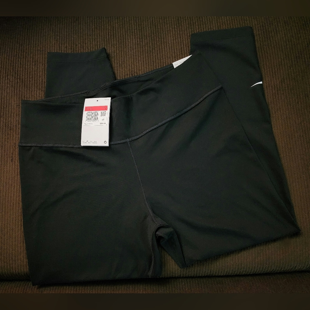 Nike One crop length